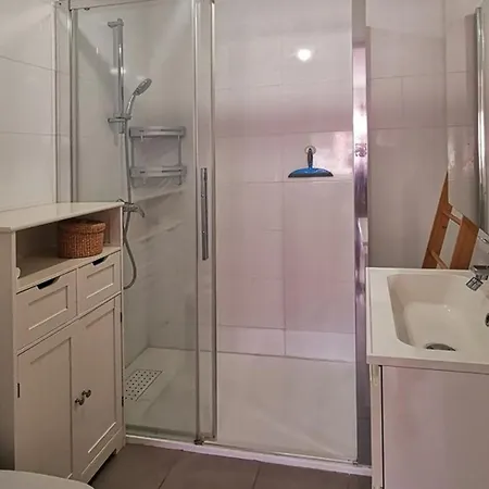 아파트 T2 En Duplex Climatise, A 100m De La Plage, Pour 4 Pers., Parking Au Lavandou - Fr-1-803-77 르 라방두